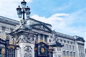 Buckingham Palace Garden - Wikipedia