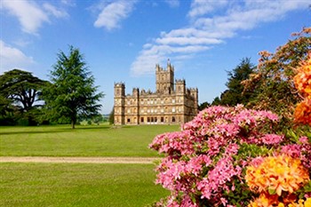 Highclere Castle With Lunch Stop In Newbury